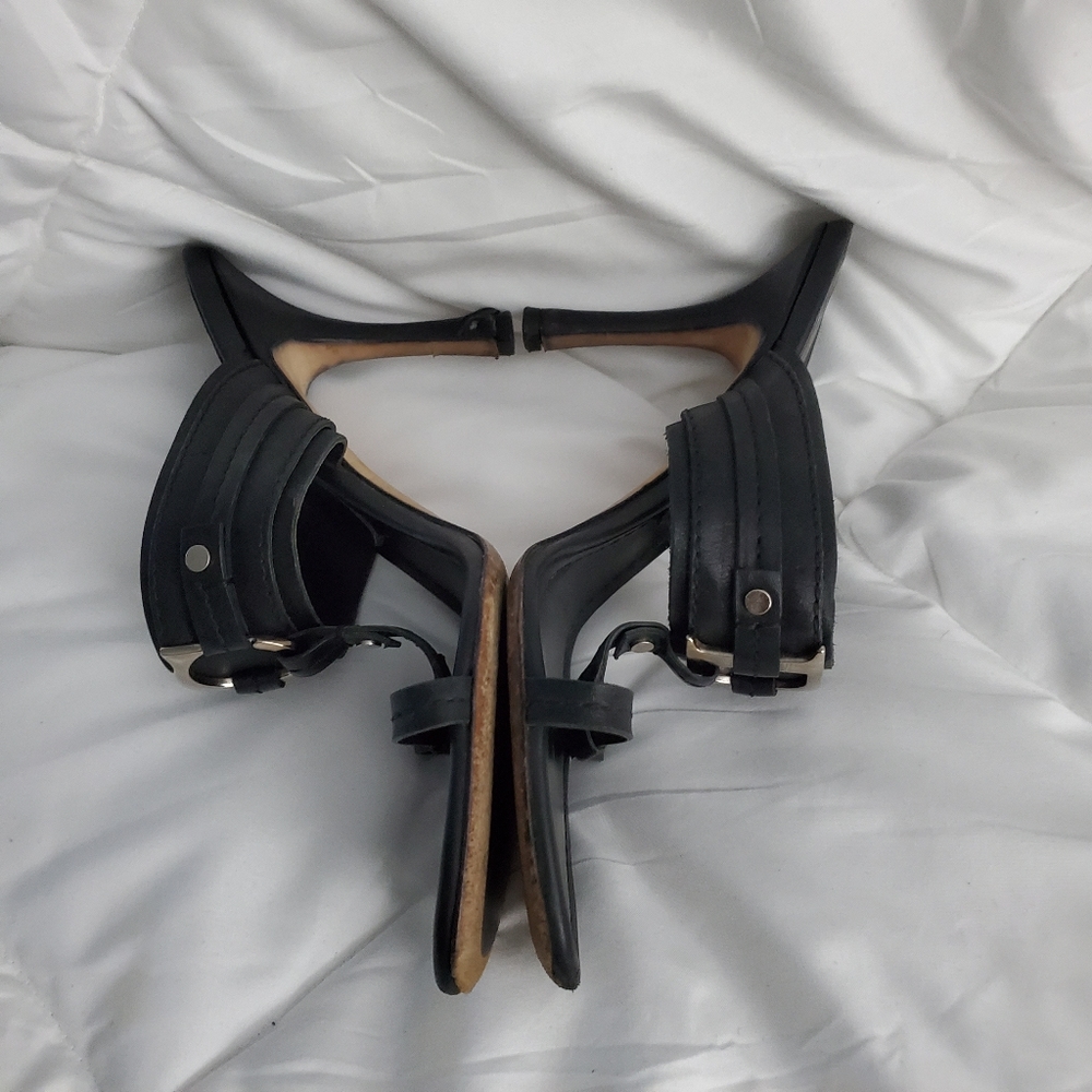 Christian Dior | Signature Double Strap - Picture 15 of 16